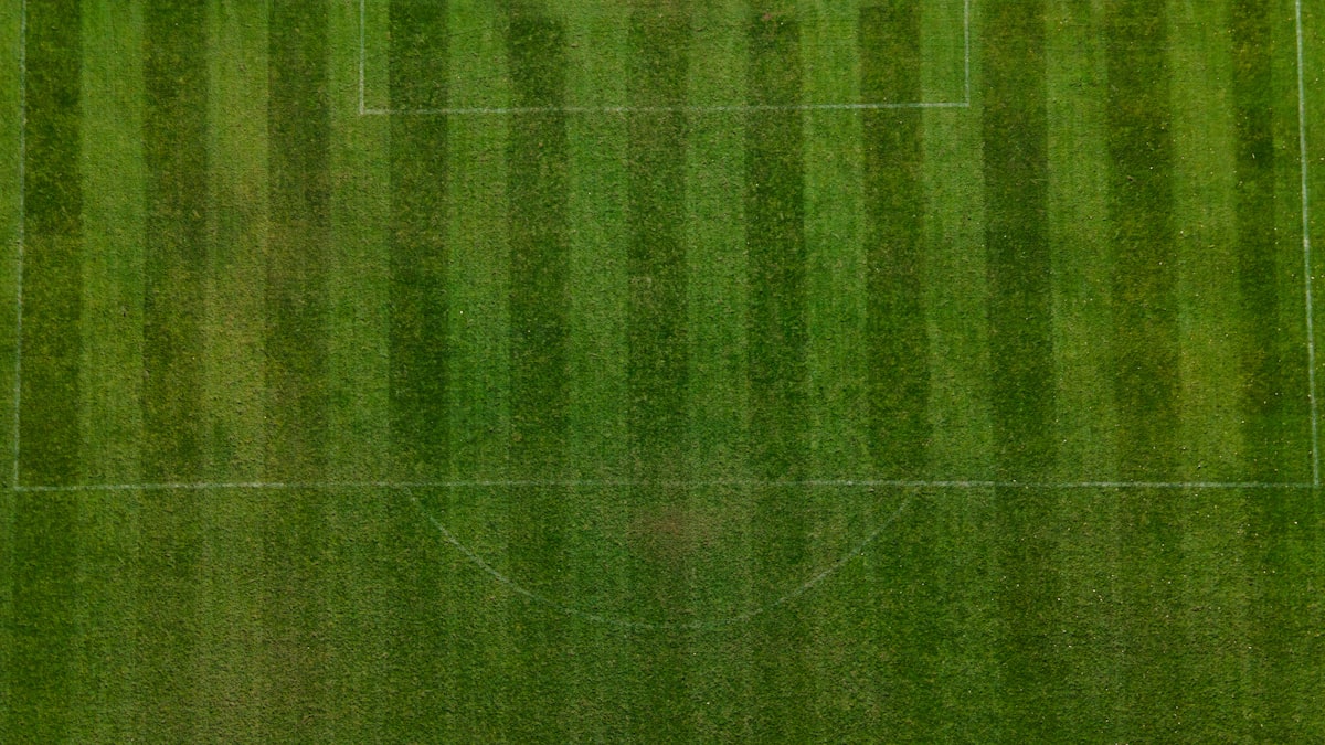 A Primeira Liga 2026/27 estende-se de 7 de agosto de 2026 a 16 de maio de 2027, com dezoito clubes em prova.